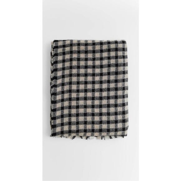 Zara Wool Blend Plaid Scarf - Picture 4 of 6